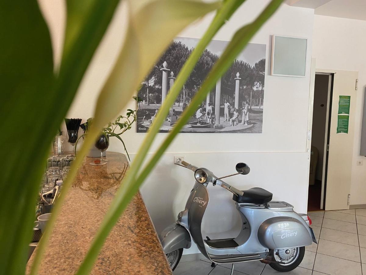 Hotel Chery Milano Marittima Eksteriør billede
