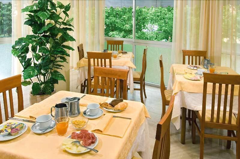 Hotel Chery Milano Marittima Eksteriør billede